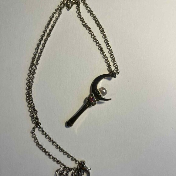 Sailor Moon Necklace - Picture 2 of 3